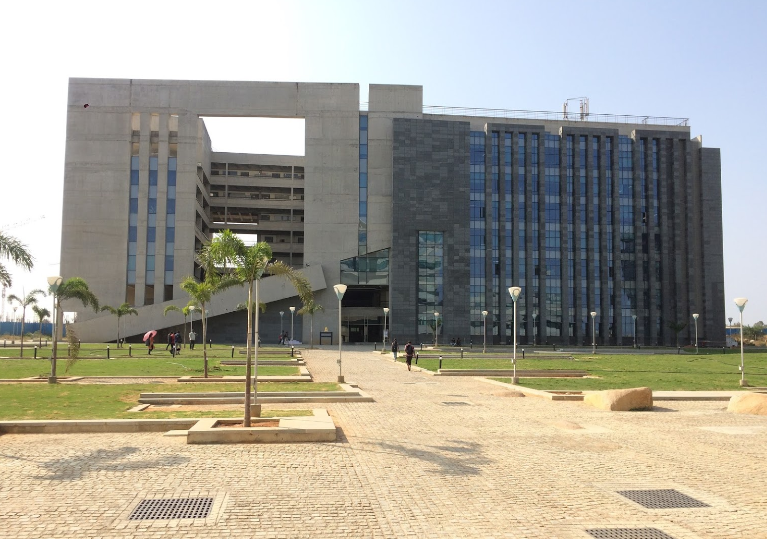 IIT Hyderabad logo